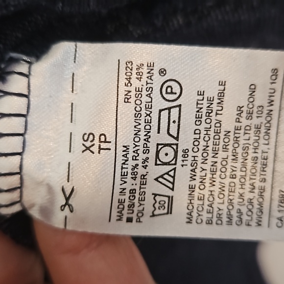 ■2for$5 GAP Blue top size Xsmall long sleeve knit - Picture 4 of 9